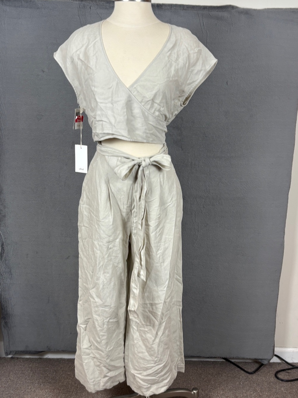 Wilfred Aritzia Brax Jumpsuit with Tie Waist